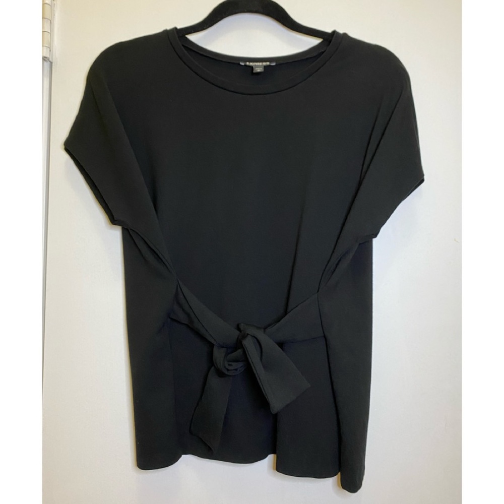 Express Black Top Size Medium